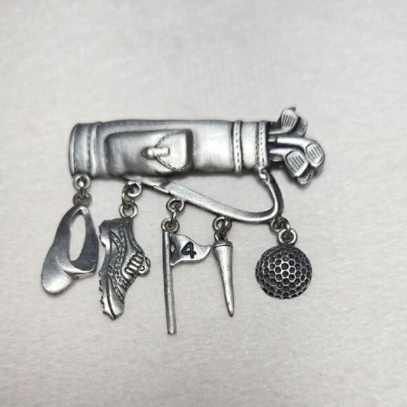 Other - Vintage Golf Bag Brooch